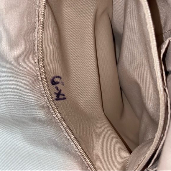 Blue, beige, and cream Coach classic print handbag - Picture 12 of 13